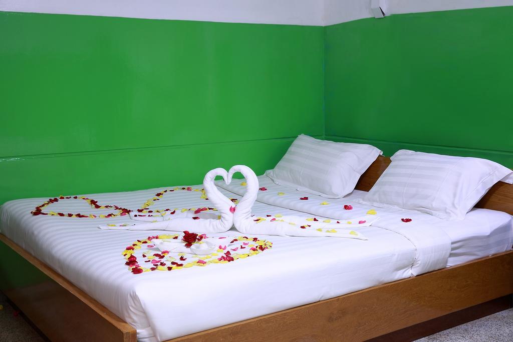 Hotel Venus Мандалай Экстерьер фото